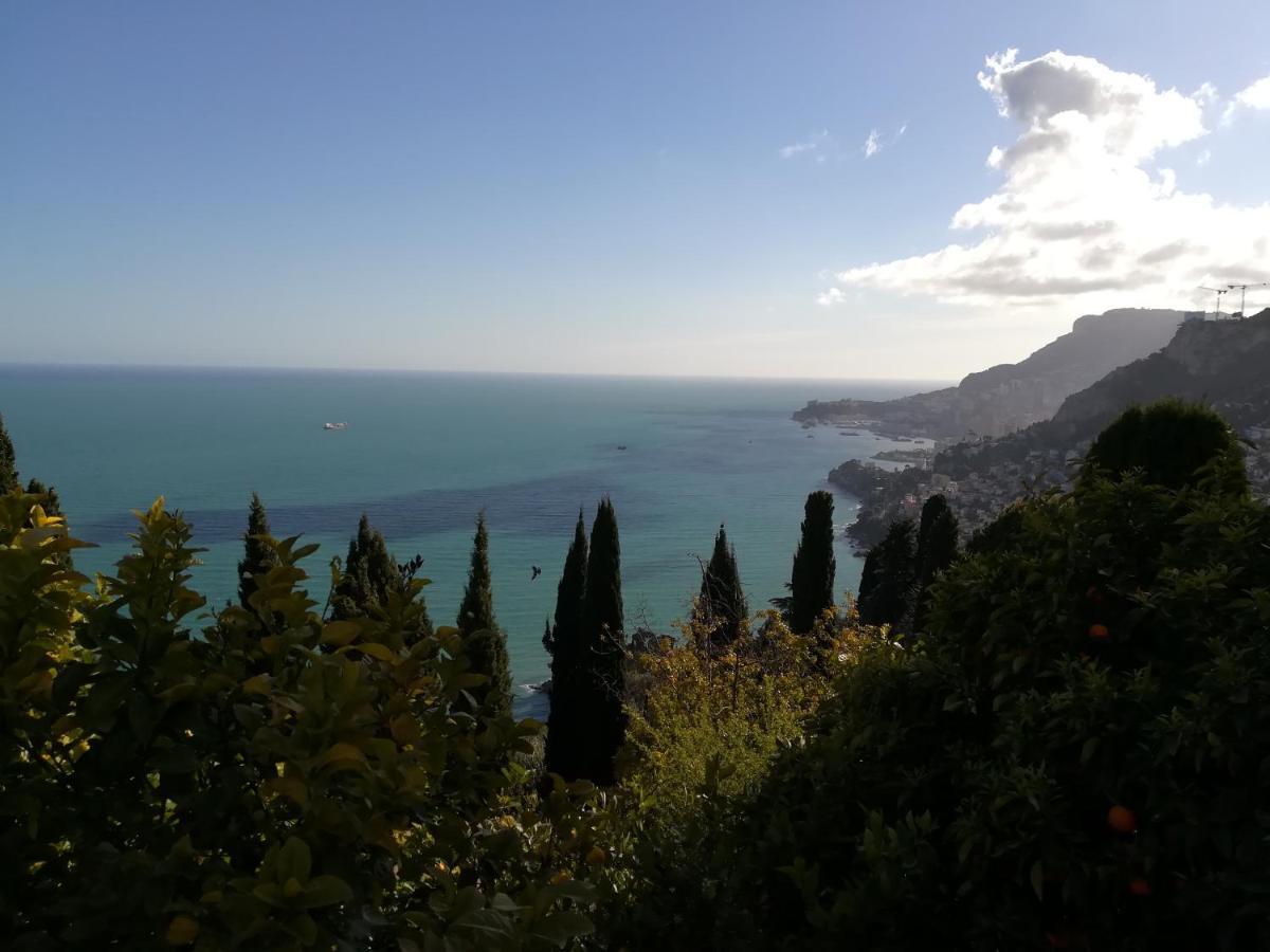 Monaco'S Cottage & Spa Rocabruna Exterior foto