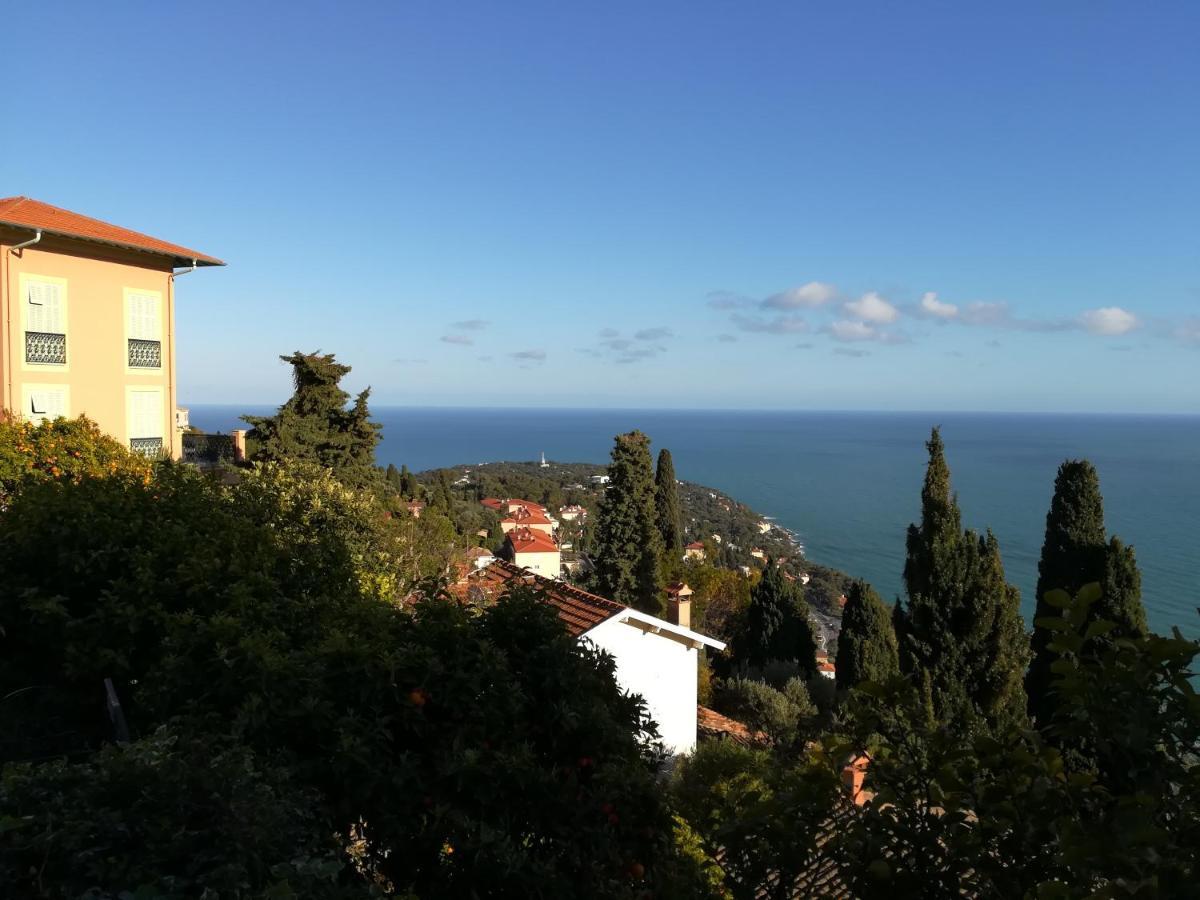 Monaco'S Cottage & Spa Rocabruna Exterior foto